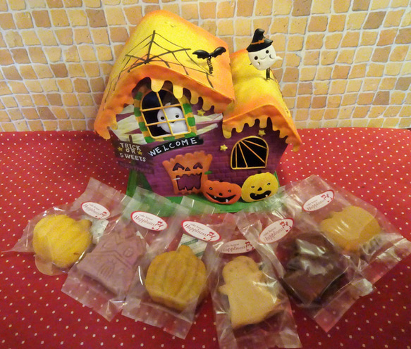 ブリキのハロウィンハウスに焼き菓子６袋詰め合わせ♪(*^▽^*) 2枚目の画像