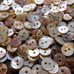 アコヤ貝のボタン　9mm　2穴　20個 7枚目の画像