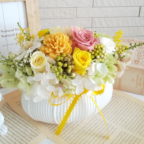 プリザーブドフラワー♥アレンジメント♥ イエロー♥ビタミン♥ボックス♥カゴ♥退職 プリザーブドフラワー♥アレンジメント♥ イエロー♥ビタミン