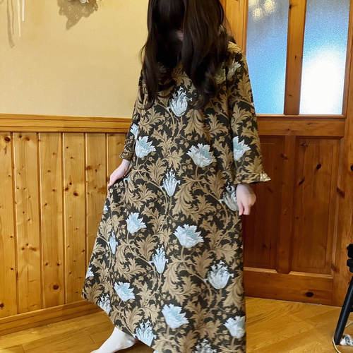 ウィリアムモリス生地、ブルーアネモネ柄七分袖ワンピース、ハンドメイド ウィリアムモリス アネモネ ワンピース ワンピース dokin630