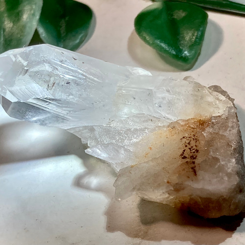 レインボー✨ヒマラヤ マニカラン産 水晶 ラフストーン 原石 天然石