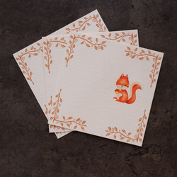 【秋。松鼠對視】留言立卡  米色紋路厚磅藝術紙 質感小卡 第2張的照片
