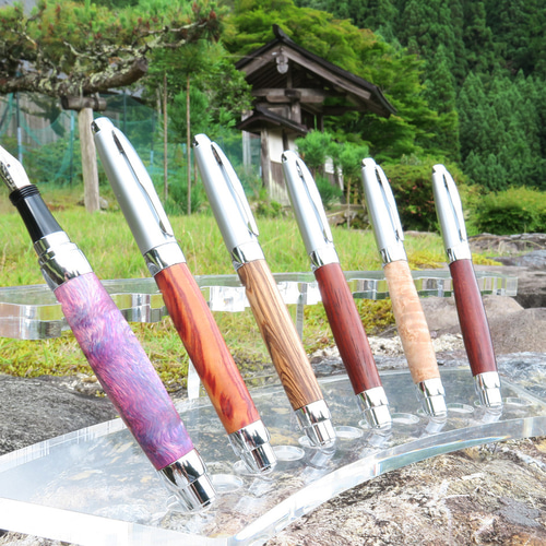 手作り 木製 高級 万年筆 回転式キャップ 中字 カートリッジ  