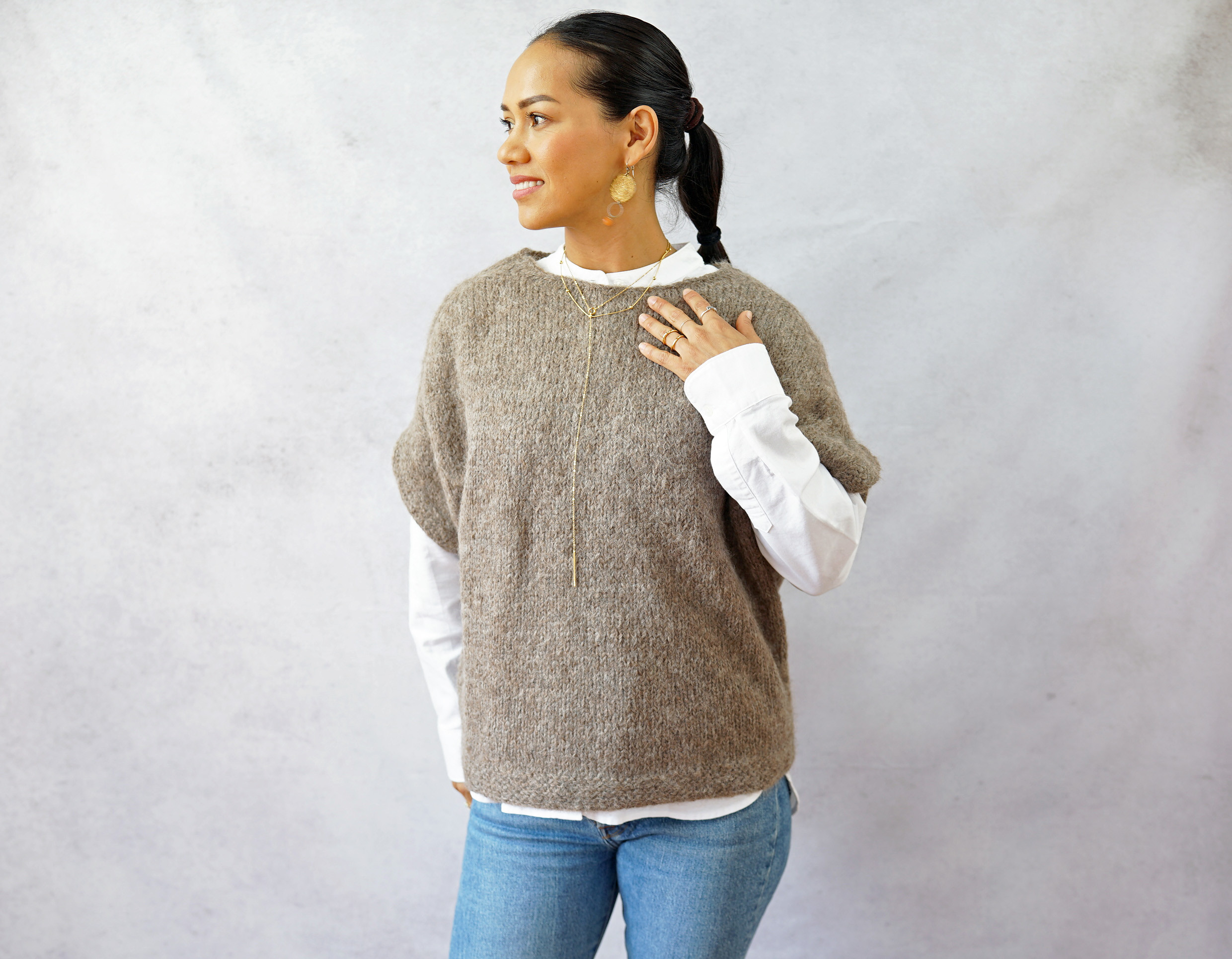 【即納可】スーリアルパカ・フレンチベスト（S-410031-モカ）・ペルーニット