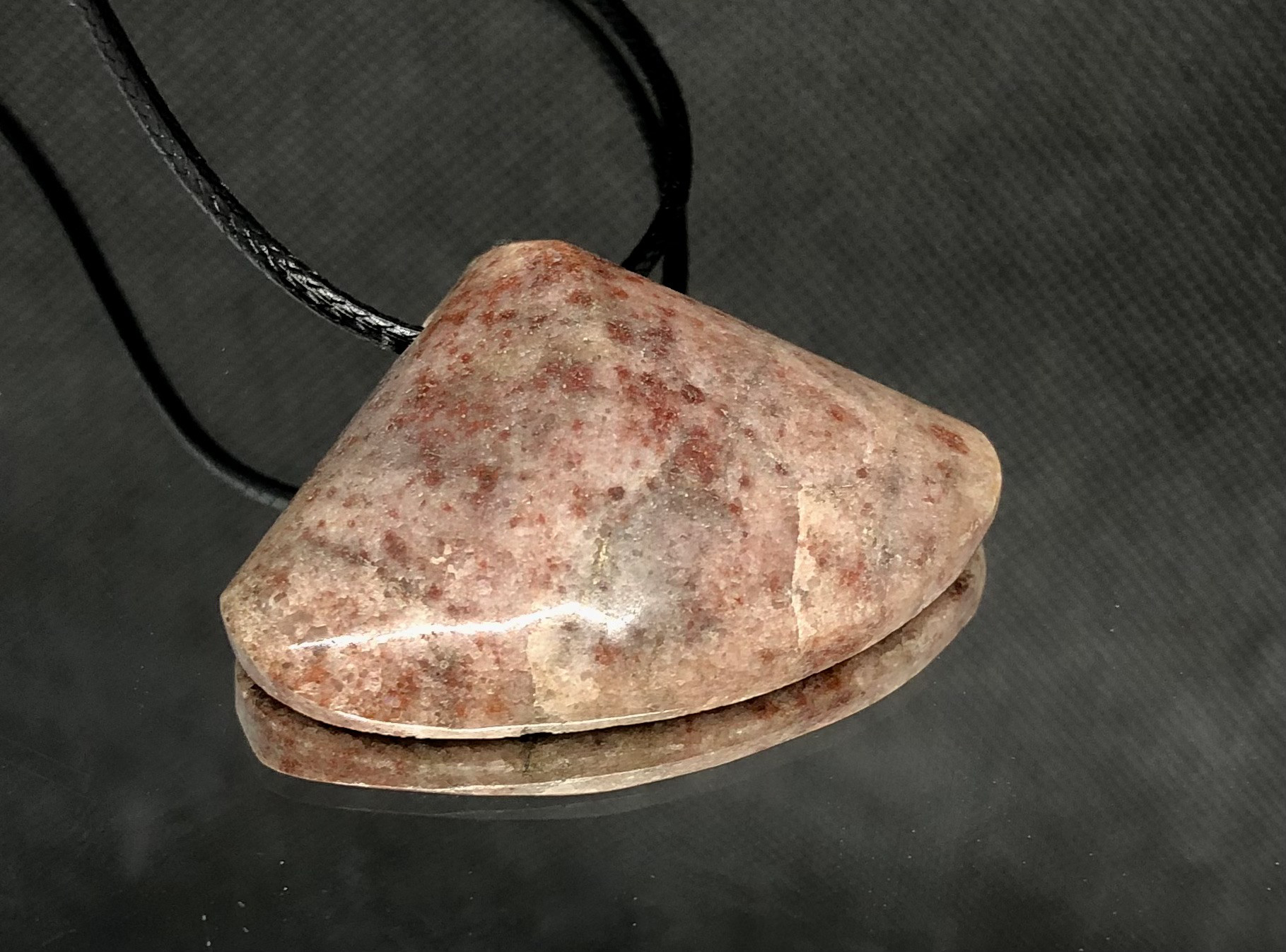 貝　ロードナイト