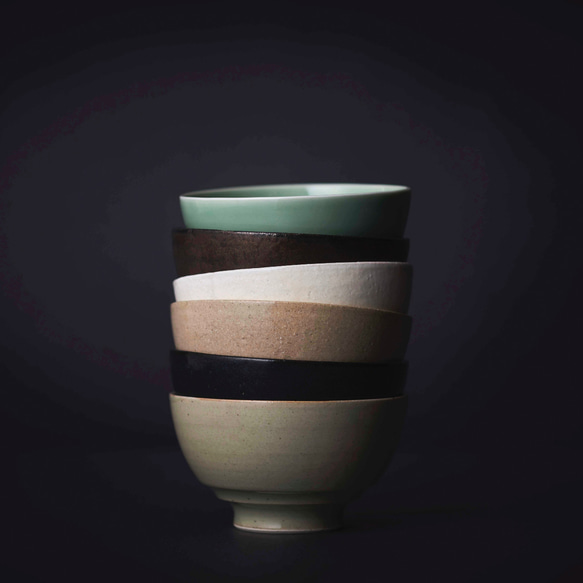 姫茶碗　黒海鼠釉　黒　陶器製 4枚目の画像