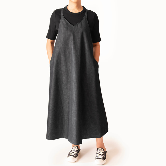 岡山デニム【大人のためのデニム】サロペット　ジャンパースカート　SML　体形に合わせてお作りできます　ブラックデニム 4枚目の画像