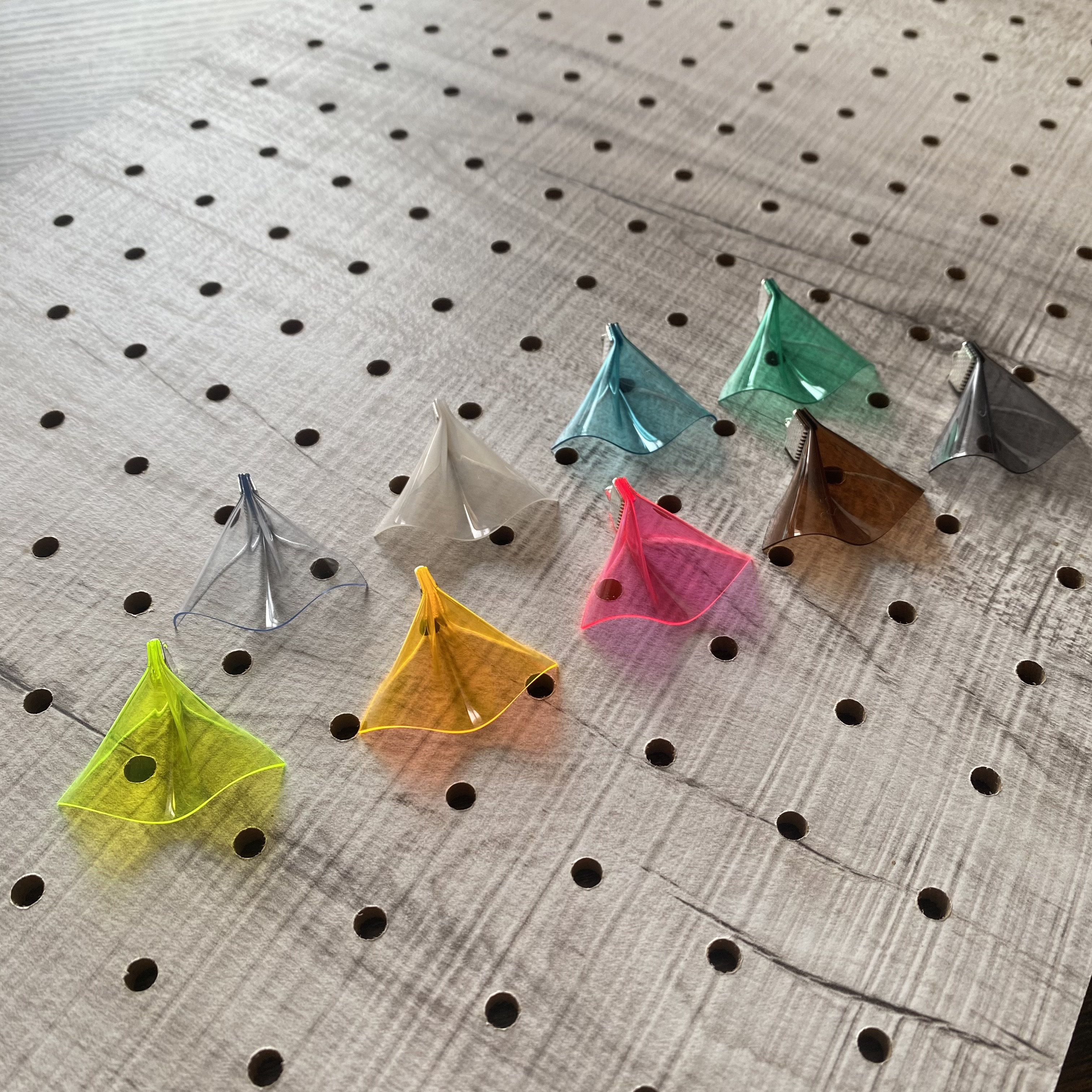 ハンドメイドチャーム 天使 クリアフレア