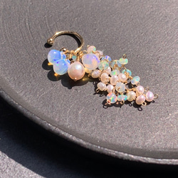 再販×4【14kgf】天然石＊opal＆pearlイヤーカフno.2 3枚目の画像