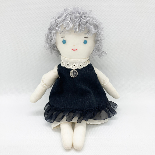 ♡美品♡新品★カーリーヘアー　可愛い女の子　布人形♡Мサイズ♡オススメ商品♡ 4582119993610_4.jpg