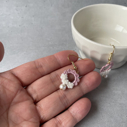 ふわふわレースの花編みピアス.イヤリング 3枚目の画像