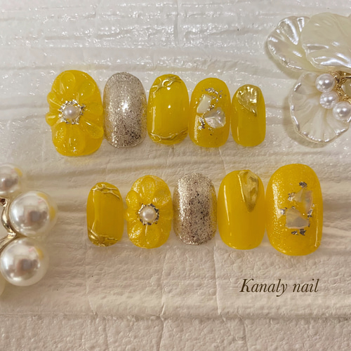 オーダー制】イエロー系 ぷっくりフラワーネイル ネイルチップ（つけ爪  