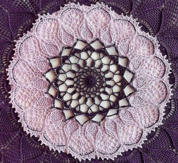 エスニック紫ハンドメイド☆レース編みドイリー約83cmお部屋の置物花瓶などに 10枚目の画像