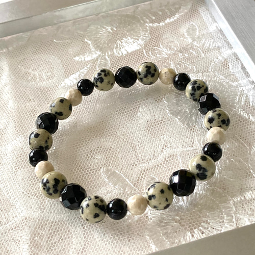 雪様ダルメシアンジャスパーとオニキス◆ストーンブレスレット 雪様ダルメシアンジャスパーとオニキス◇ストーンブレスレット