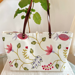 マチャケ様　お花刺繍風　マチありＬサイズ グラニーバッグ　ハンドメイド マチャケ様 お花刺繍風 マチありLサイズ グラニーバッグ