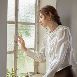 可愛く魅せる　フリル襟　長袖　シャツ　コットン 10枚目の画像