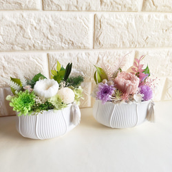 ■仏花　お供え花・お悔み花■『prière fleur』 蓮型陶器ベース  アレンジメント（ホワイト系）(1点） 17枚目の画像