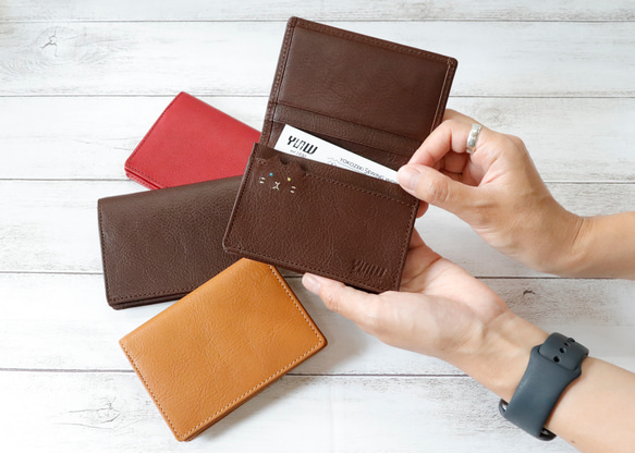 チェック柄レザー名刺入れ マットブラウン】本革×チェック柄裏地 オッドアイ ネコ 大容量シンプル