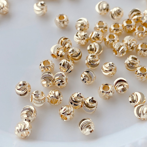 新商品 14kgf デザイン ラウンドビーズ 4mm 内径1.5mm 10個 ビーズ