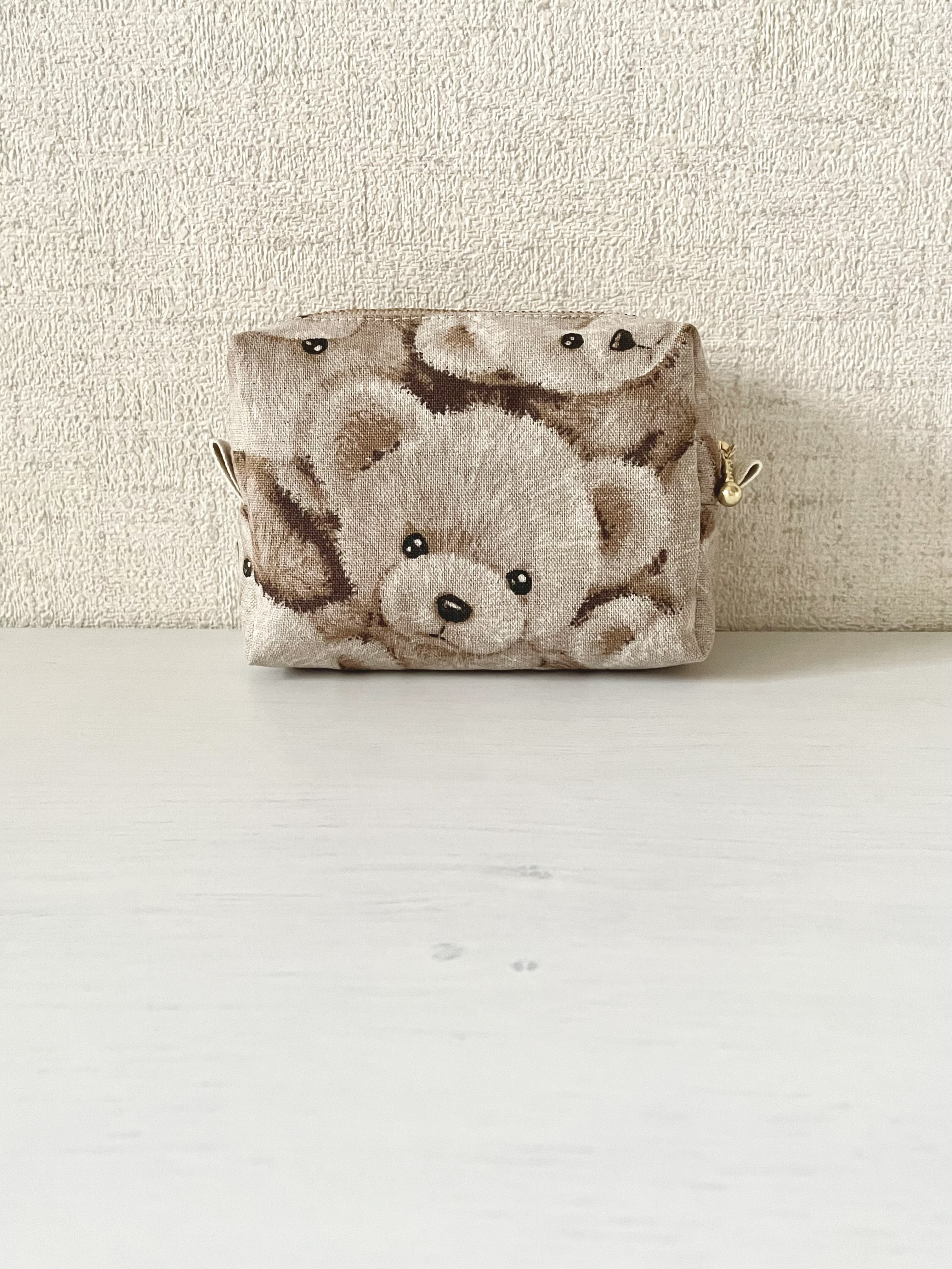 美品MCMクマ型ポーチ 美品MCMクマ型ポーチ