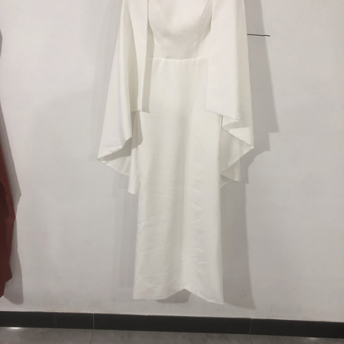 高品質！ ウエディングドレス ケープ風ドレス スリット オフショルダー  