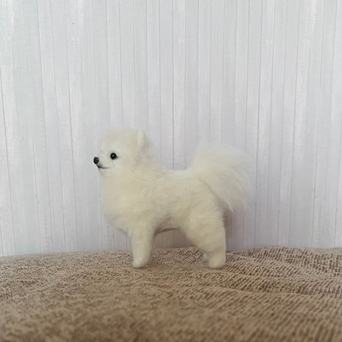 小さなポメラニアンさん 羊毛フェルト ミニチュア 羊毛フェルト ohana