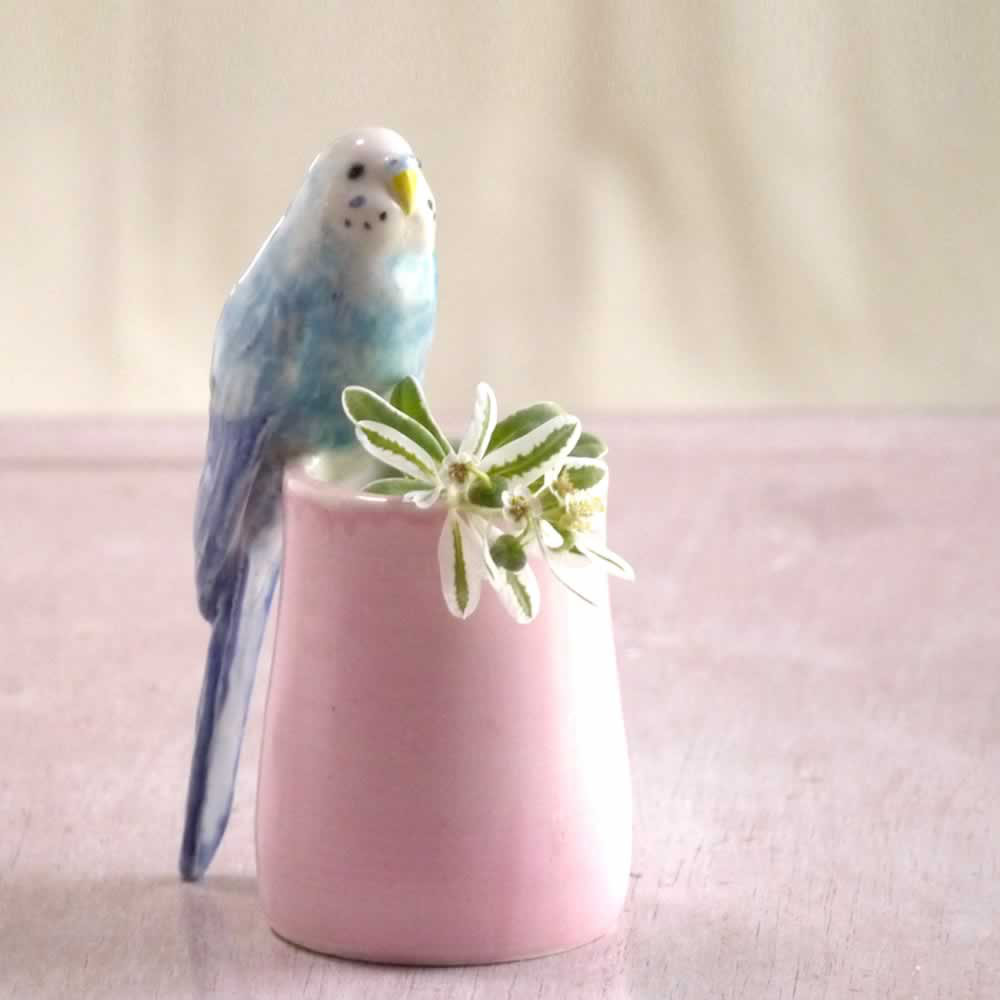 セキセイインコの一輪挿し （陶器の小鳥オブジェ） 一輪挿し