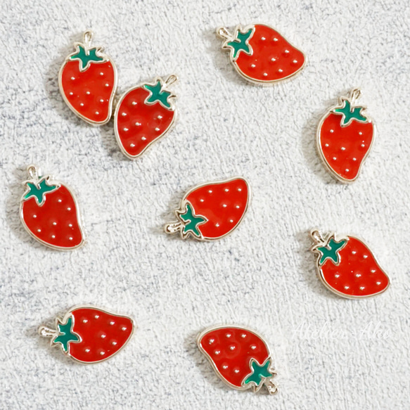 10個♡カボション　苺　ストロベリー　果物　フルーツ　レッド 1枚目の画像