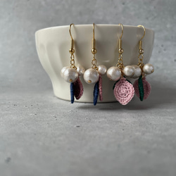 レース編みの葉っぱとコットンパールーピアス.イヤリング 9枚目の画像