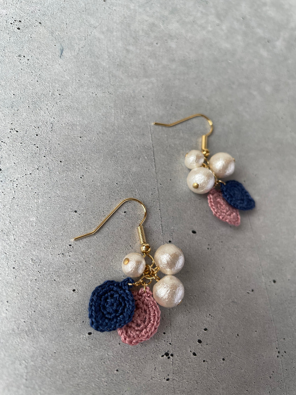 レース編みの葉っぱとコットンパールーピアス.イヤリング 7枚目の画像