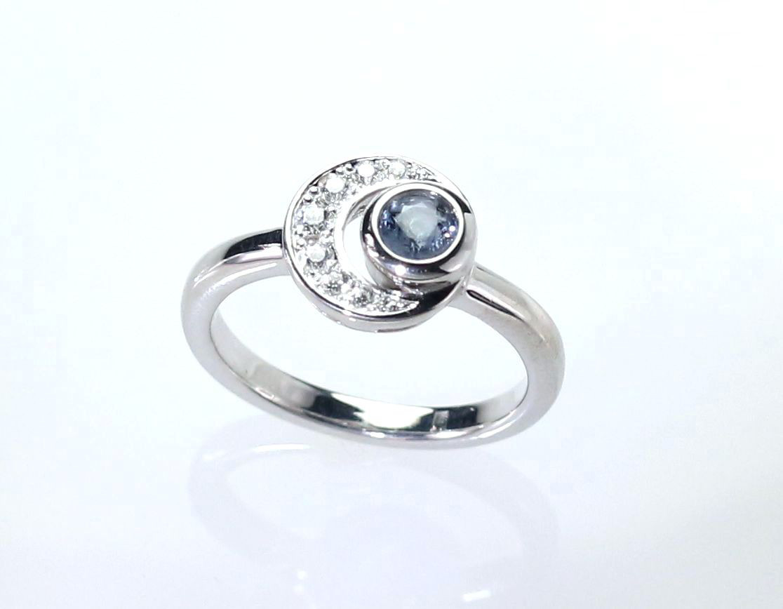 Pt900 ブルースピネルリング 0.27ct