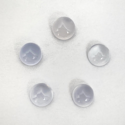 【1個】ブルーカルセドニー　6×6mm 　ラウンド　カボション　ナミビア産　天然色　宝石質　ライトブルー 4枚目の画像