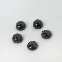 【1個】ブラックラブラドライト　6×6mm 　ラウンド　カボション　マダガスカル産　宝石質　ダークブルー 2枚目の画像