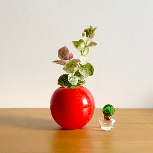 赤い実 フタが木 一輪挿し 花入れ 一輪挿し・花瓶・花器 いのうえ