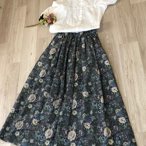 ✳︎YUWA コットンリネン アンティークフラワーのタックギャザー  