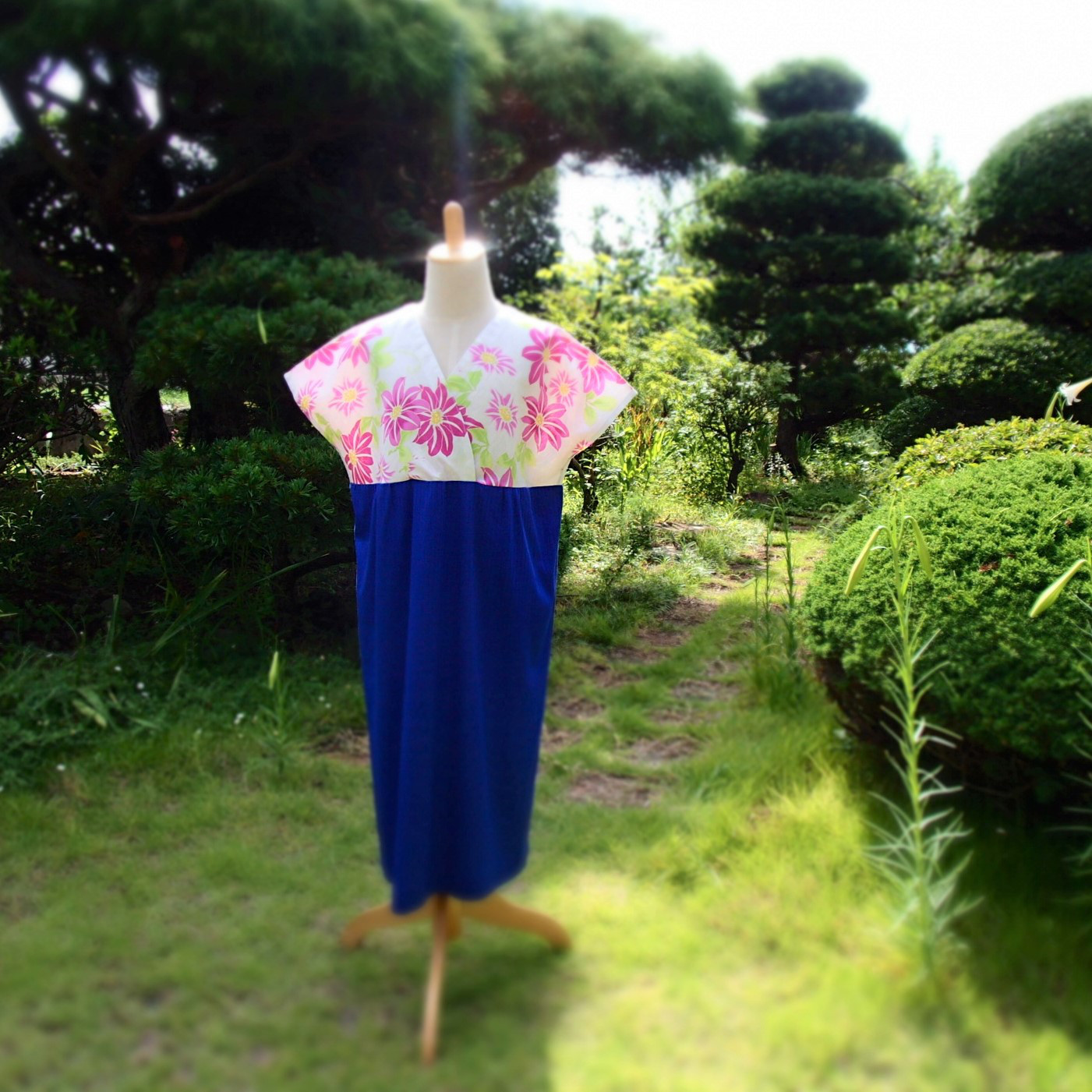 浴衣&ニット ペアワンピース『夕涼み』("Feel the cool evening breeze"）赤紫＆青