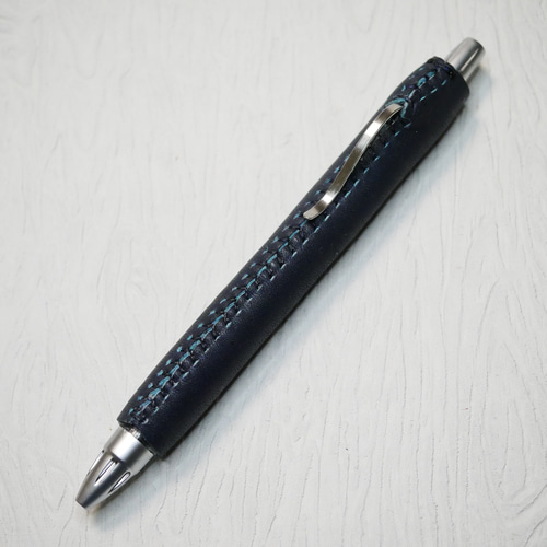 本革製グリップ付き・三菱鉛筆ジェットストリームラバーボディ