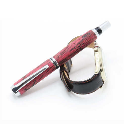 木製の水性ボールペン 回転式キャップ（赤 ピンク 染めたタマリンド  