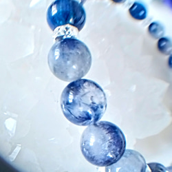 一点✿希少石☆透明感のあるデュモルチェライトインクォーツ&カイヤナイト&ラピスラズリ藍色のブレスレット 7枚目の画像