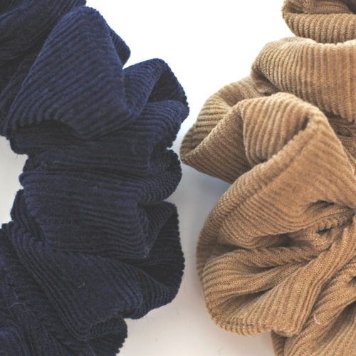 ハンドメイド⭐コーデュロイ小さめシュシュ 楽天市場】コーデュロイ（シュシュ｜ヘアアクセサリー）：レディース