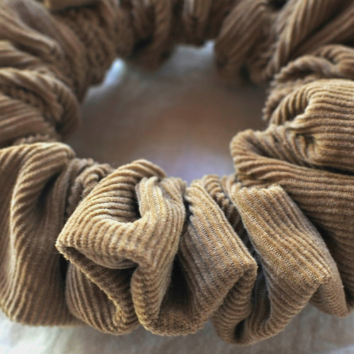 細コーデュロイのシュシュベージュ シュシュ tanne 通販 14578736