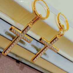 クロスモチーフ ピアスk18 ピアス（フープ） パール大好き(購入前に