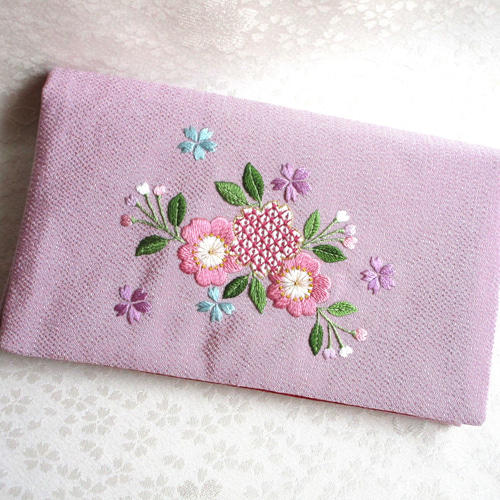 日本刺繍【桜の舞】桜の花の袱紗 ◇薄藤色◇ 刺繍 手刺繍 花刺繍 伝統