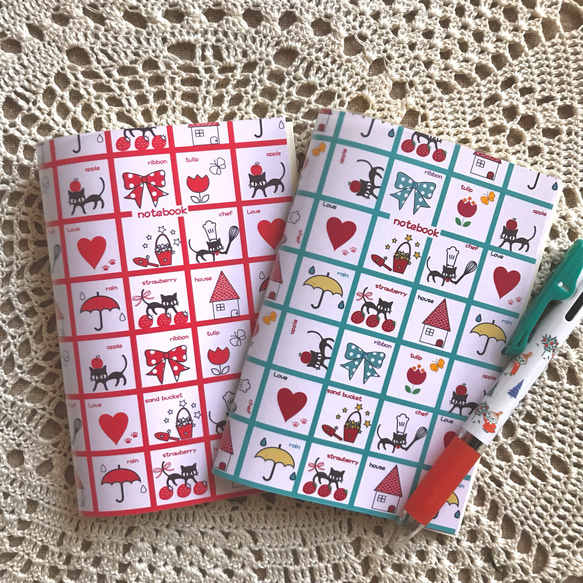 A6サイズ ノート 4冊セット (赤い円と黒い円デザイン) A6サイズ ノート 4冊セット (赤い円と黒い円デザイン) A6サイズ