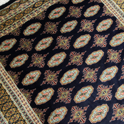新品　トルクメンボハラデザイン　艶々高級ラグ　パキスタン手織り絨毯　アクセントラグ　126x190cm　＃150 3枚目の画像