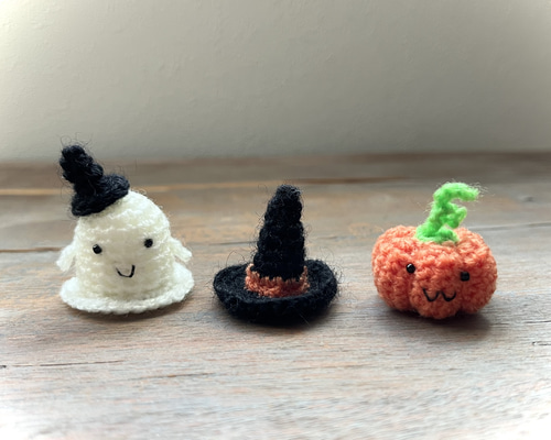 No.1327 ハンドメイドあみぐるみ　フラットモチーフ　ハロウィン　Cセット No.1327 ハンドメイドあみぐるみフラットモチーフハロウィンCセット