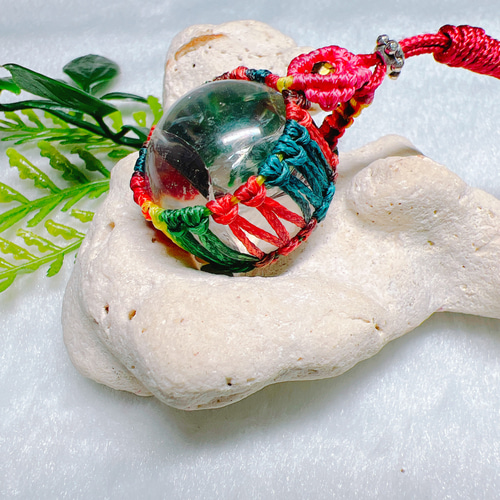 虹色オパールのマクラメネックレス 虹色オパールのマクラメネックレス