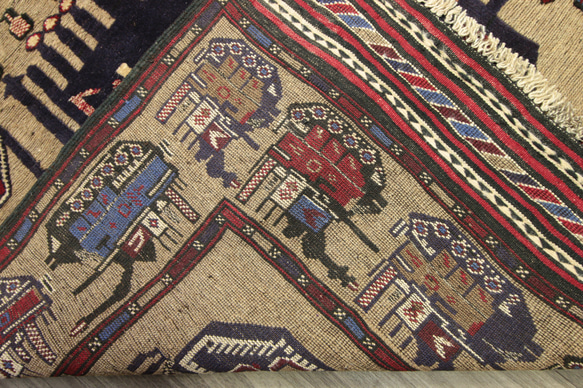 War Rug　アフガン　ミリタリーデザイン　部族絨毯　トライバルラグ　オールド手織り絨毯　122x185cm　＃96 6枚目の画像