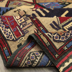 War Rug　アフガン　ミリタリーデザイン　部族絨毯　トライバルラグ　オールド手織り絨毯　122x185cm　＃96 8枚目の画像