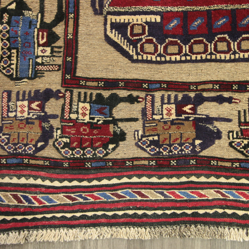 War Rug アフガン ミリタリーデザイン 部族絨毯 トライバルラグ War Rug アフガン ミリタリーデザイン 部族絨毯 トライバルラグ